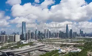 深圳佳兆业代表余功逼近进球榜前列，个人状态火热的简单介绍