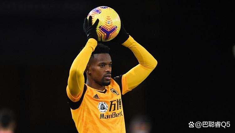 转会市场活跃，品牌球星频频换队踏入新挑战的简单介绍