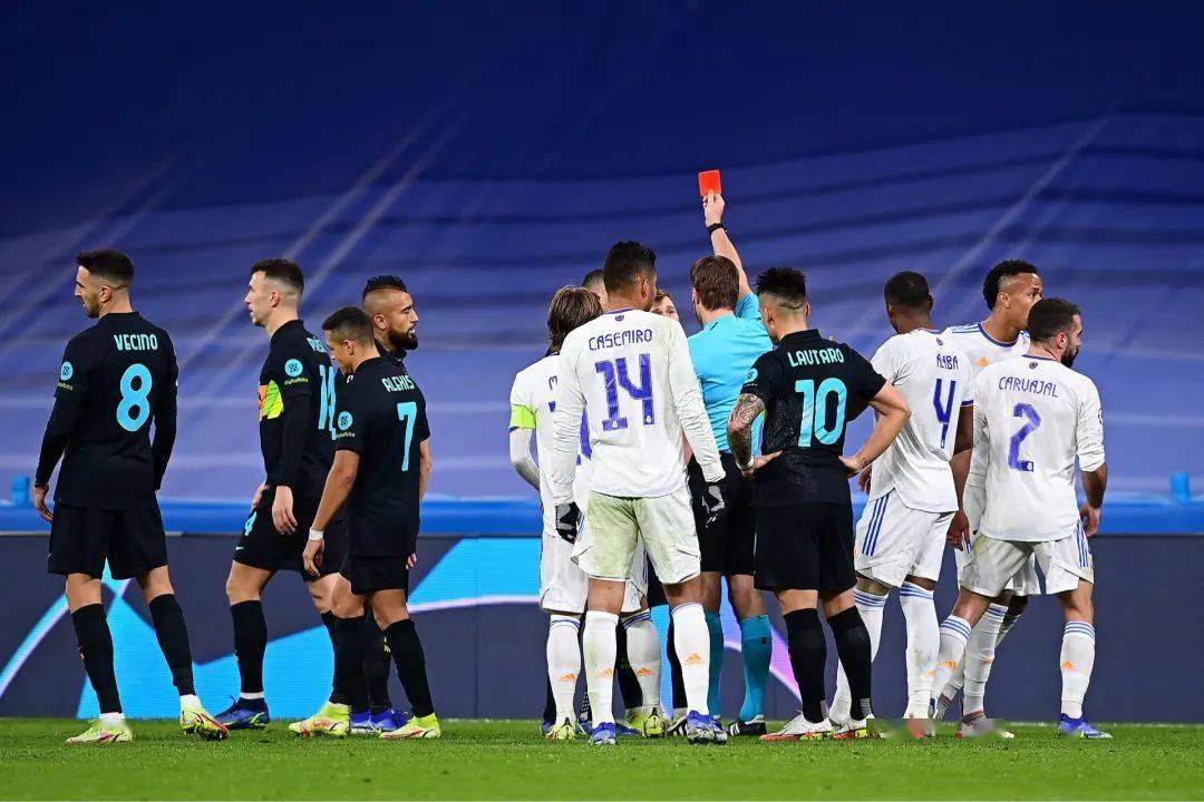 利物浦客场战平米兰，出线形势微妙的简单介绍