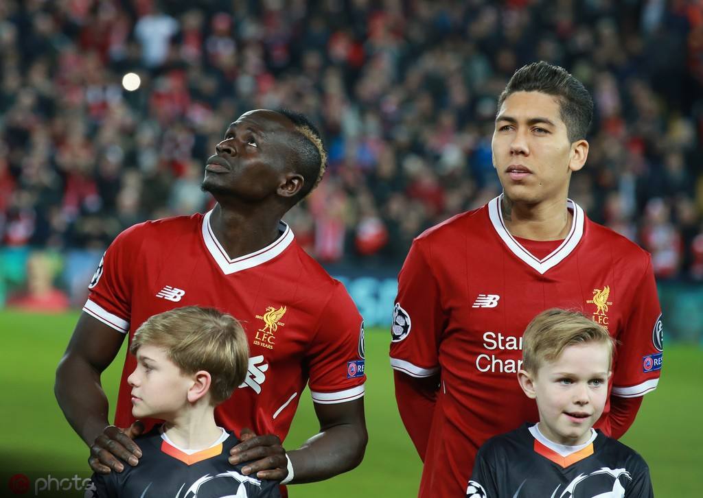 爱游戏在线-利物浦在主场对阵圣荷西波尔图队获得胜利