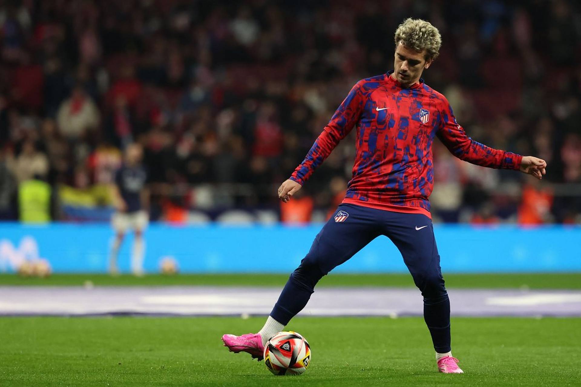 AYXapp下载-包含格拉纳达球员在比赛中展现出色技术的词条