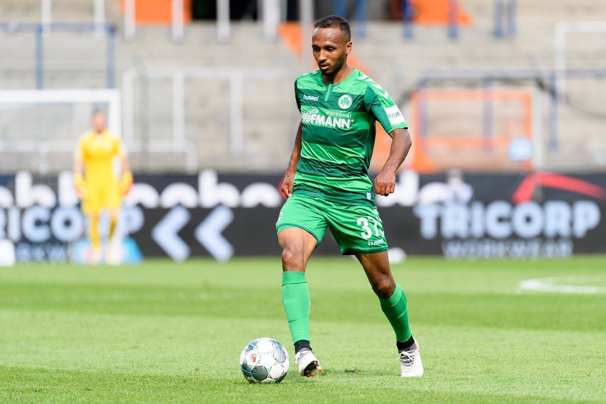 沙尔克04青年队主场胜利，青训成果显着的简单介绍