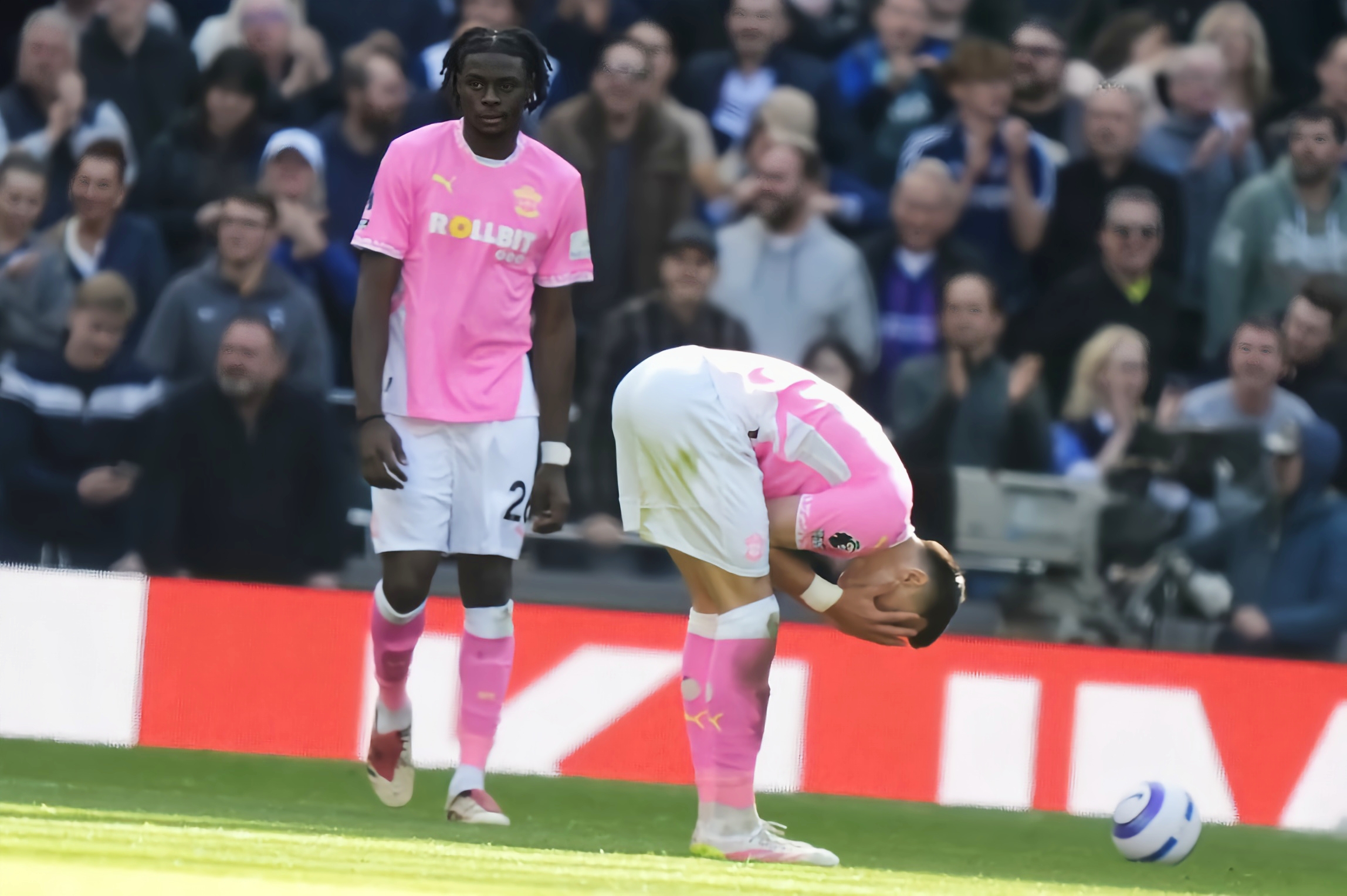 爱游戏APP-包含阿森纳客场击败南安普顿，取得关键胜利的词条