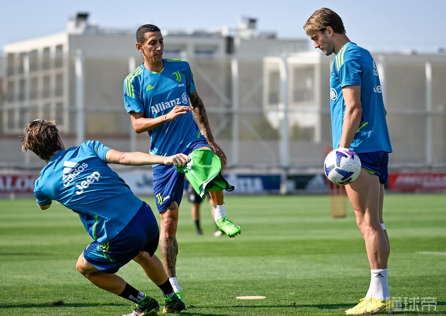 手握胜机：球队优势明显力争取得比赛胜利