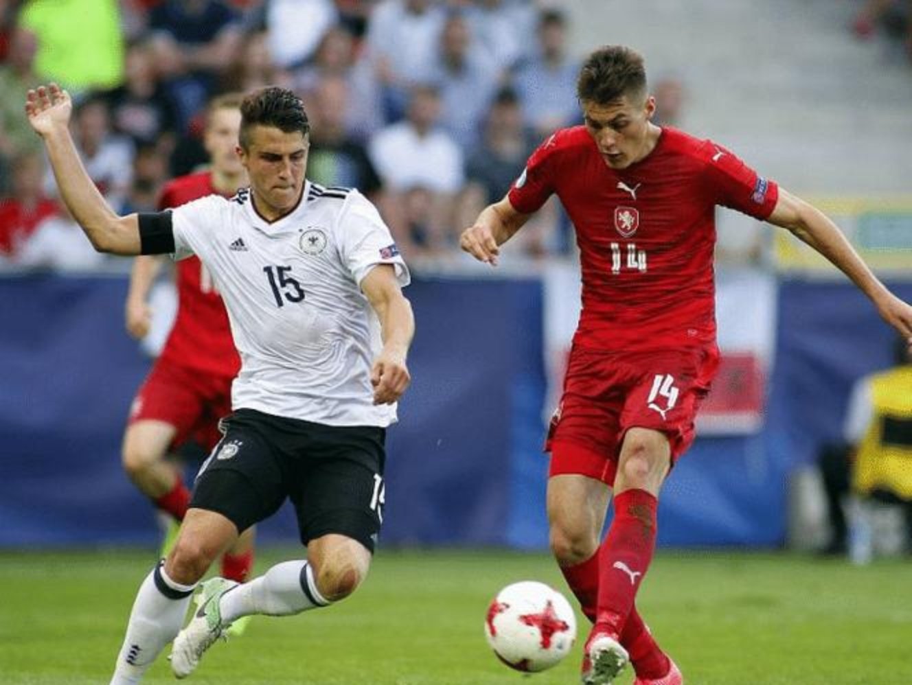 关于意大利连胜土耳其,晋级欧预赛次轮的信息 关于意大利连胜土耳其,晋级欧预赛次轮的信息