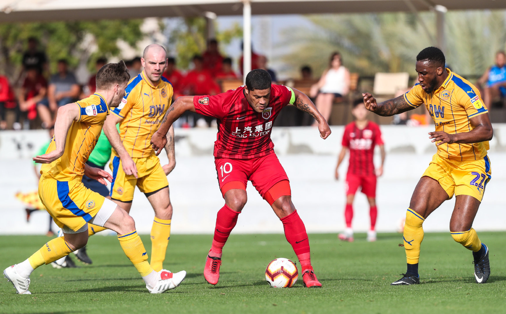 泰国冠军客场挑战阿联酋劲旅的简单介绍 泰国冠军客场挑战阿联酋劲旅的简单介绍