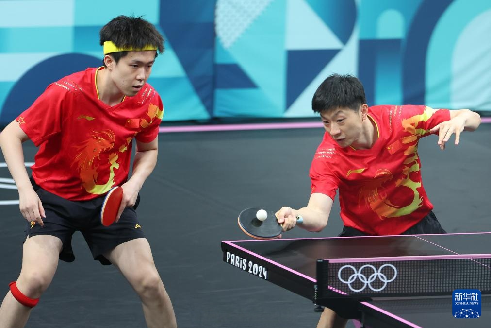 包含德国队轻取奥地利队，马龙刷新纪录的词条