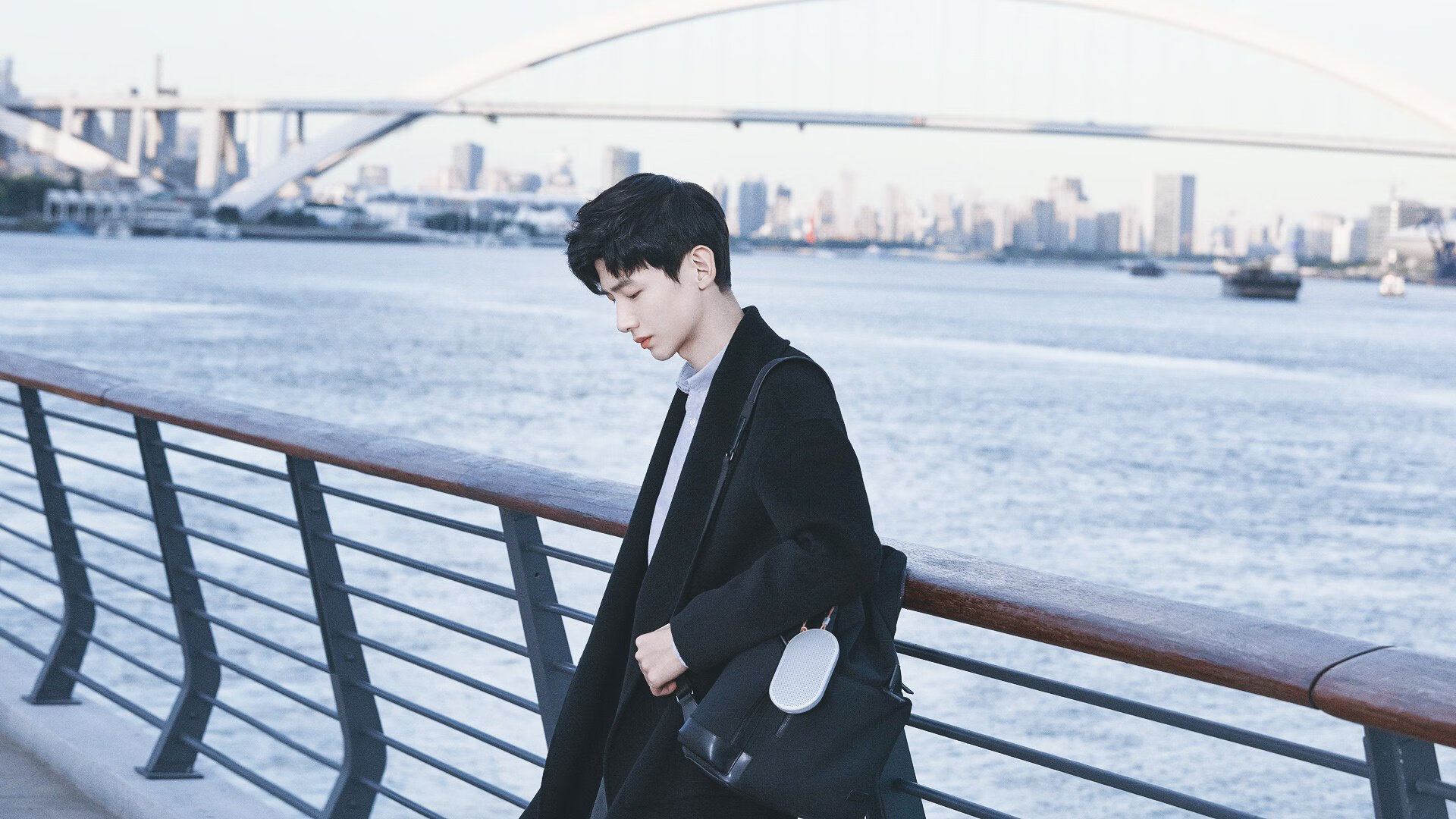 森林狼对阵76人，英格拉姆点燃赛场，一场天赋与韧性的对话