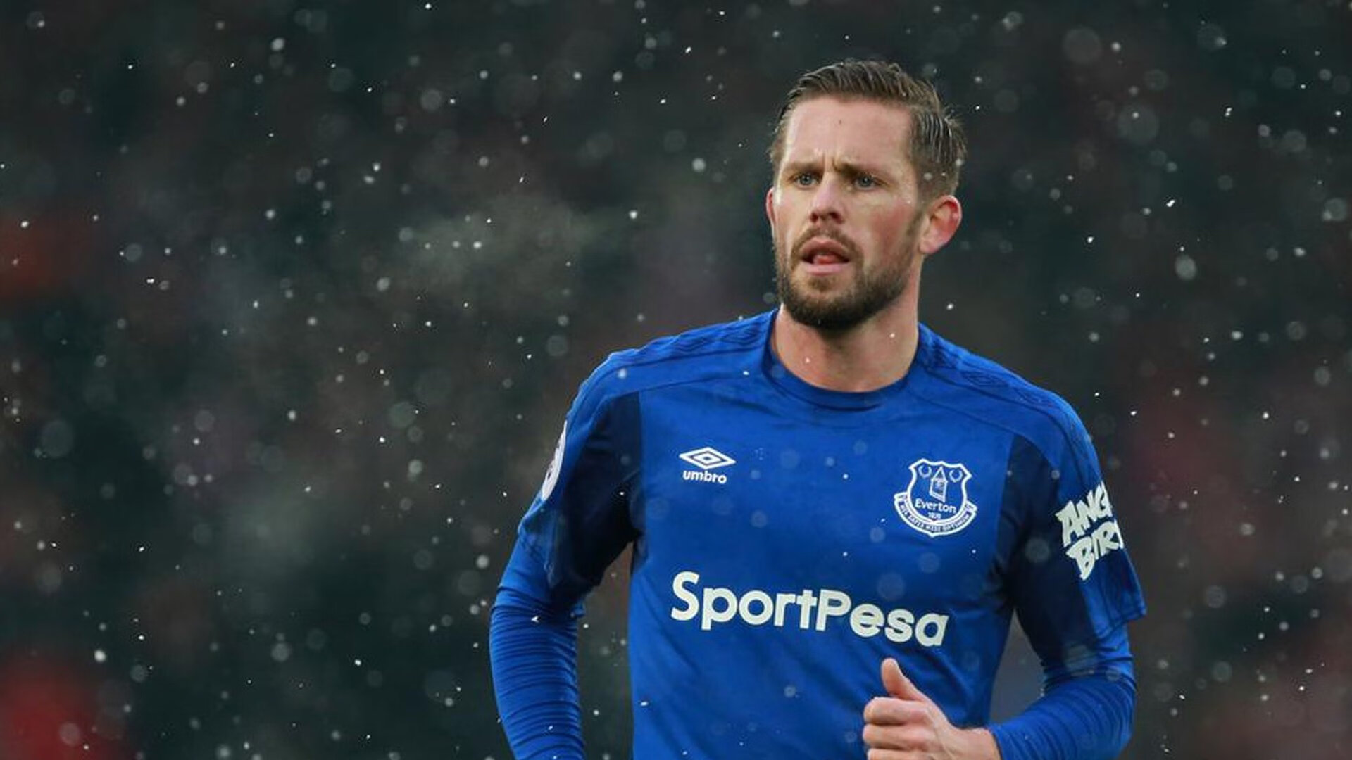 武切维奇禁区称王！新疆队力克雄鹿，展现亚洲篮球新高度