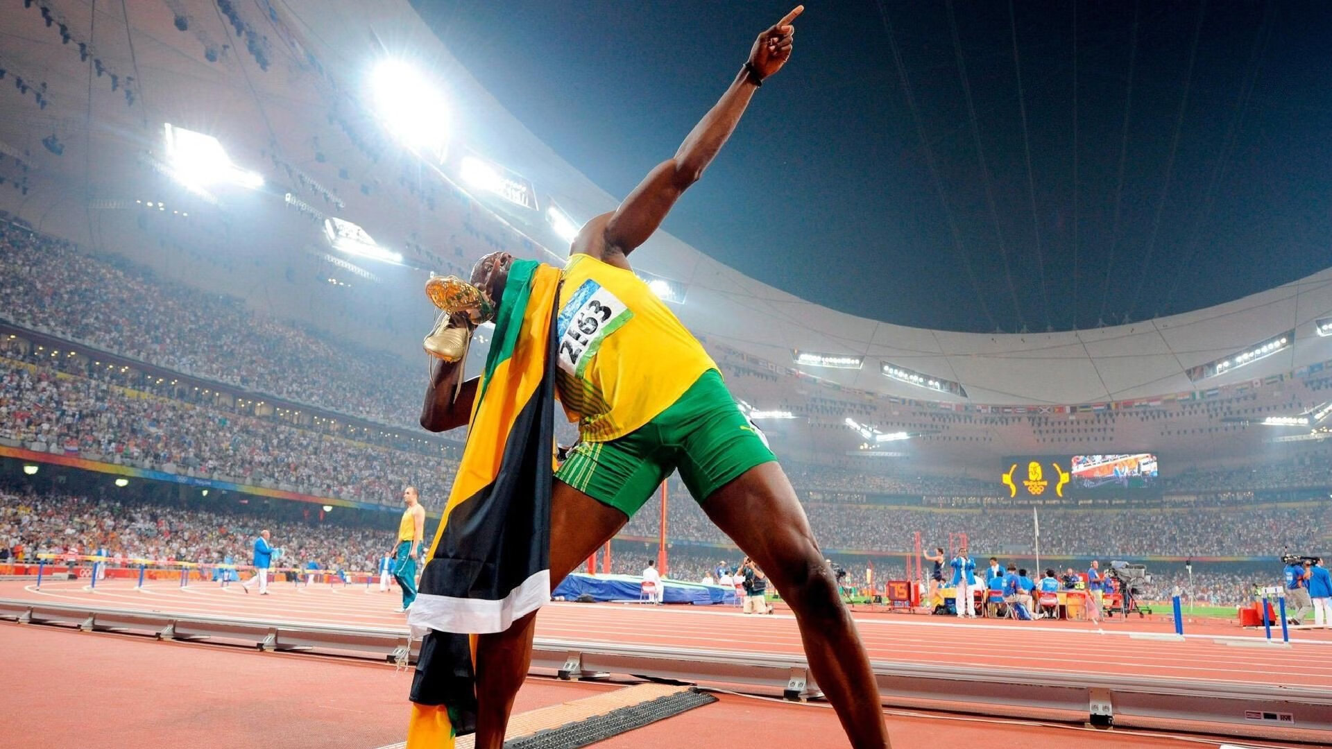 雷霆绝杀山东队，恩比德关键制胜，一场跨越篮球文化的胜利对话