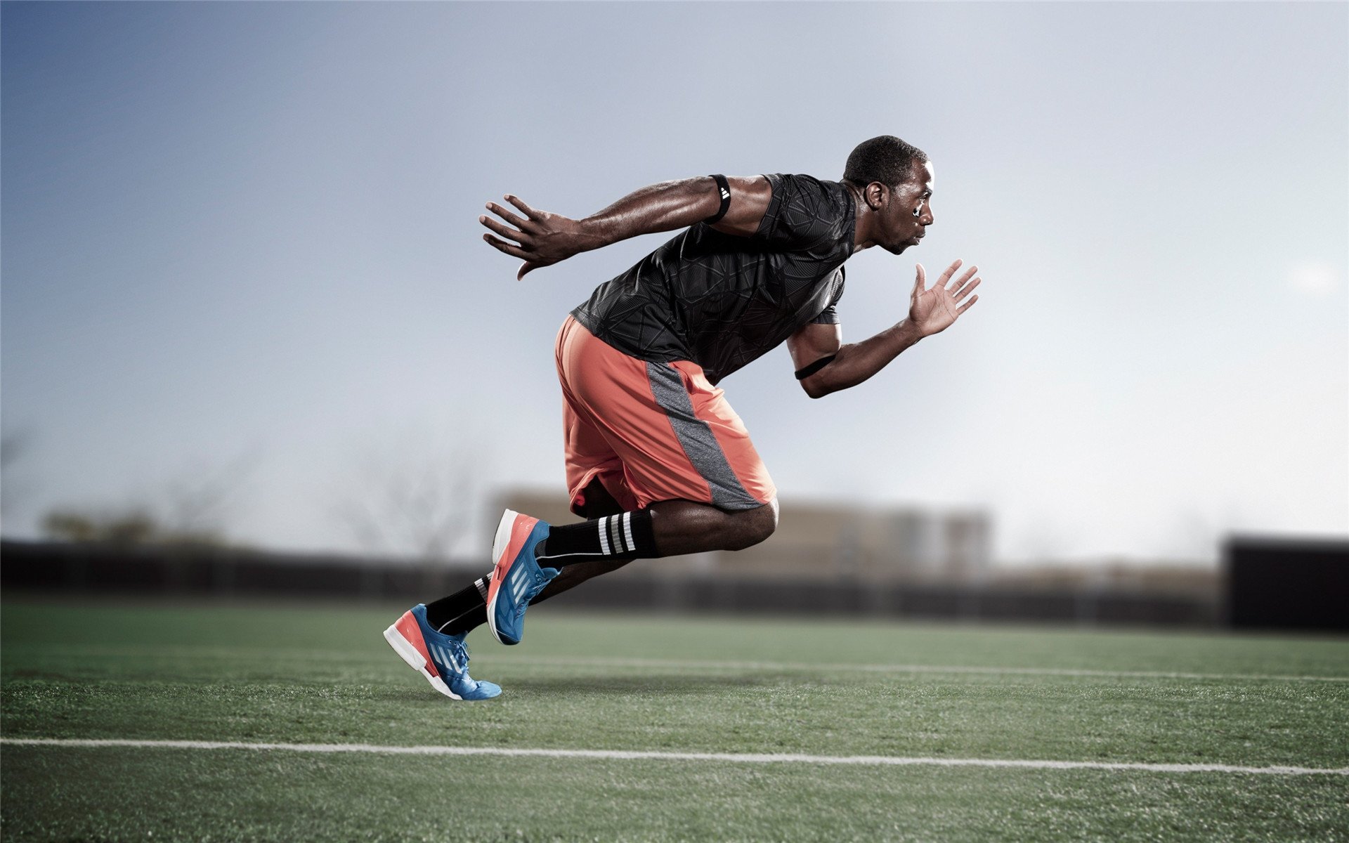 麦科勒姆火力全开，吉林队主场完胜独行侠引爆赛场