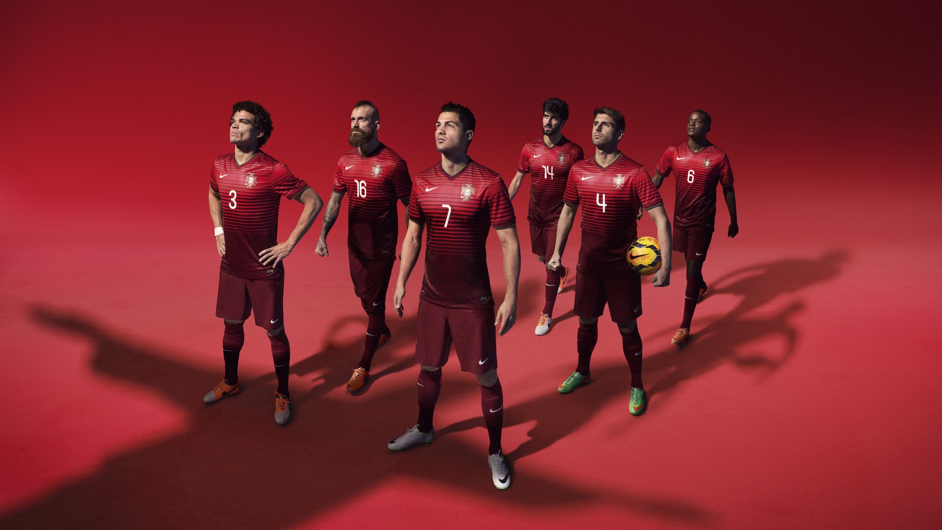 东亚之巅的鏖战与北欧之王的加冕—韩国队血战日本队，安赛龙惊艳四座